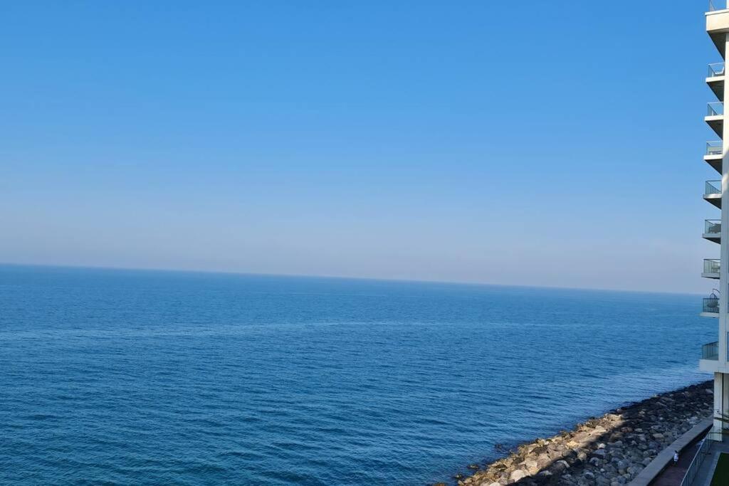Apartmán A Perfect Escape - Sea Facing Rás al-Chajma Exteriér fotografie